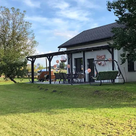 Tatil Evi Z Basenem Na Jurze , 